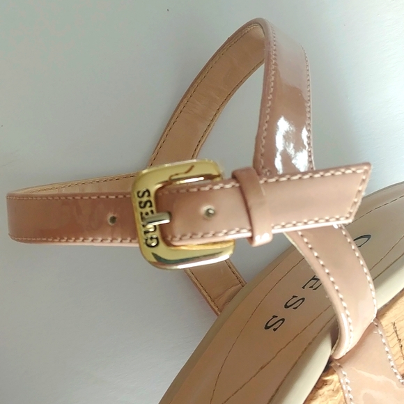 Guess Cork 4 Inche Heels - Picture 5 of 16